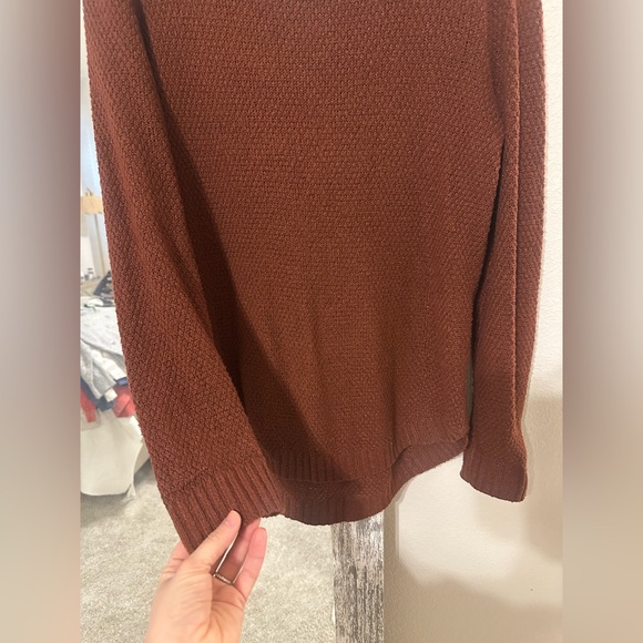 Pink Clover Rust Sweater - Picture 3 of 4